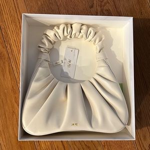 New jwpei gabbi bag with gift box